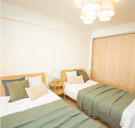 整理されたベッドの写真