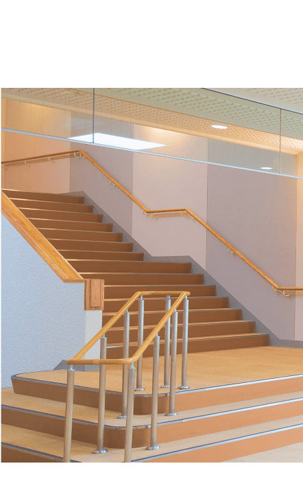 きれいな階段の写真